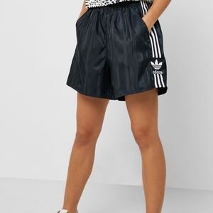 NWT ADIDAS ORIGINALS Shorts
